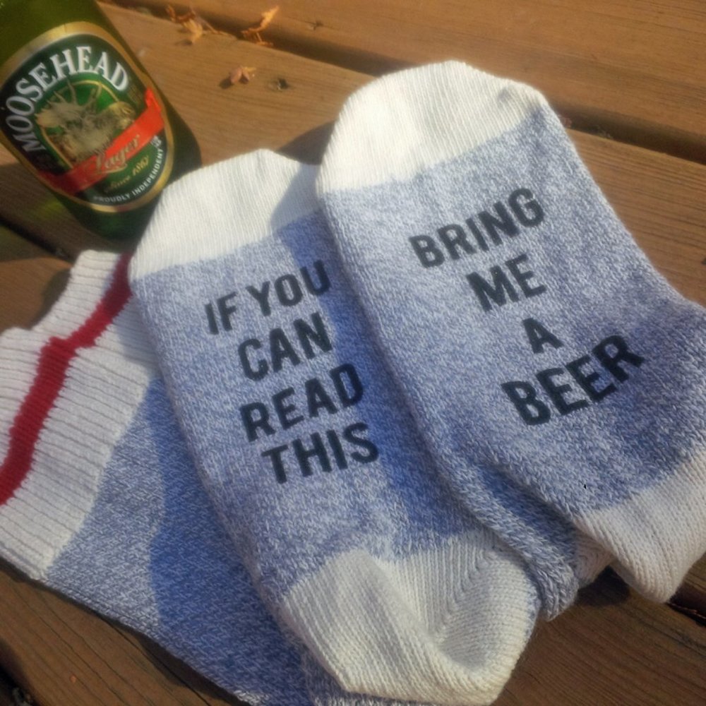 If You Can Read This, Bring Me a Beer" Socks - Perfect Stocking Stuffers for Bee